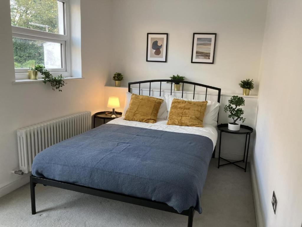 Awesome Refurbished 1 Bed Flat Few Steps To High St ! - 2 East House Apartment Epsom Exterior photo